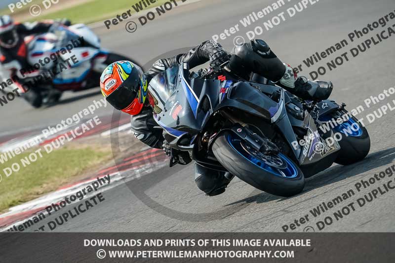 donington no limits trackday;donington park photographs;donington trackday photographs;no limits trackdays;peter wileman photography;trackday digital images;trackday photos